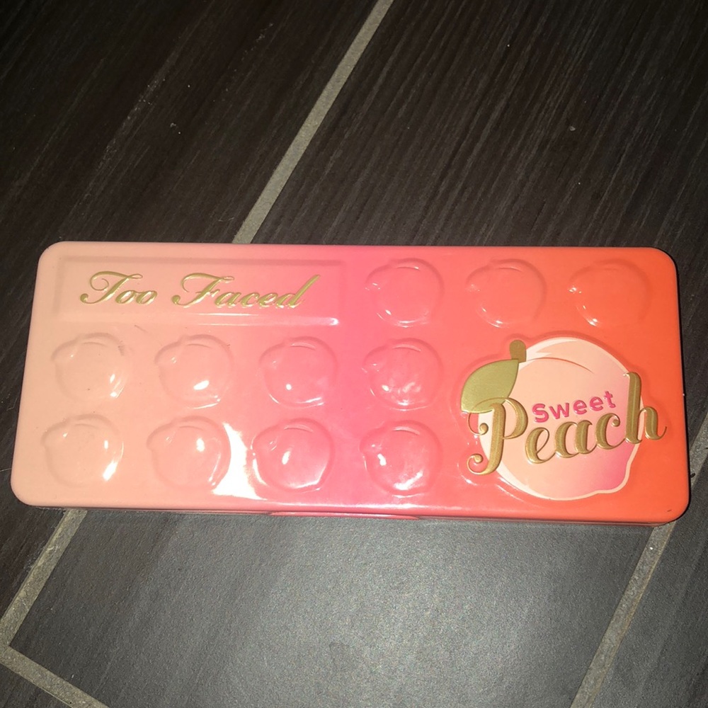 Too Faced Sweet Peach Eye Palette